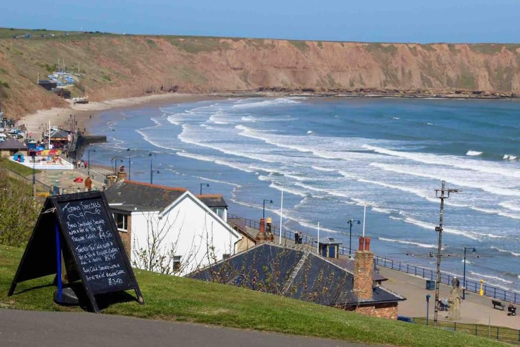Tidesreach Filey, Sleeps 13, Close To Beach Exterior foto